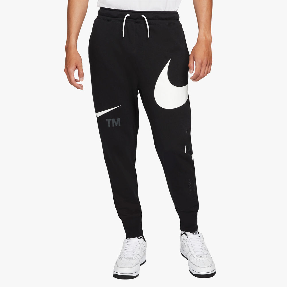 Nike Sportswear Swoosh
