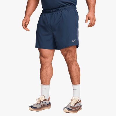 Nike Challenger