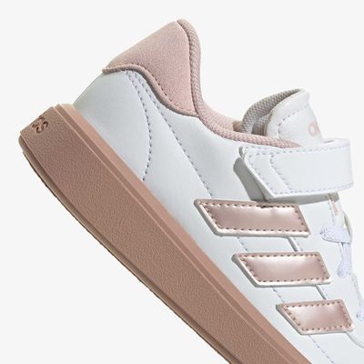 adidas Courtblock