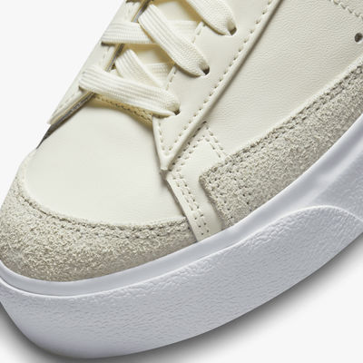 Nike Blazer Low Platform