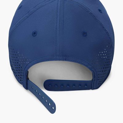 Nike Dri-FIT ADV Club