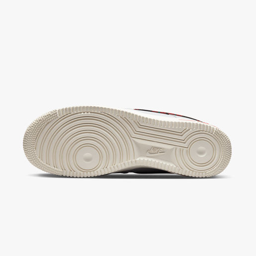 Nike Air Force 1 '07 LV8