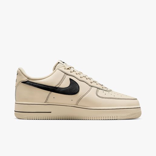 Nike Air Force 1 '07 LV8