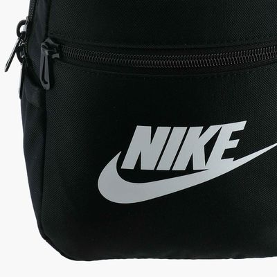 Nike Futura 365