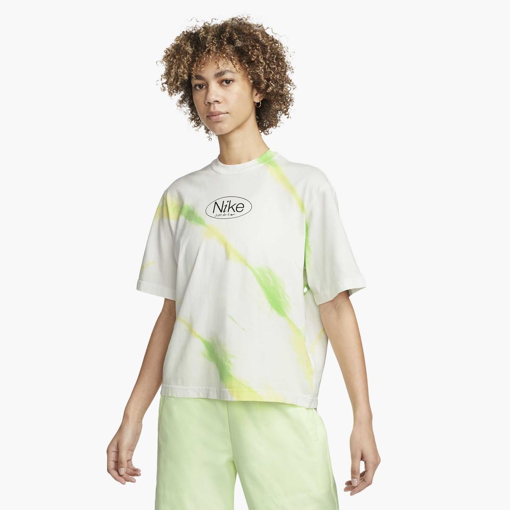 Nike Sportswear