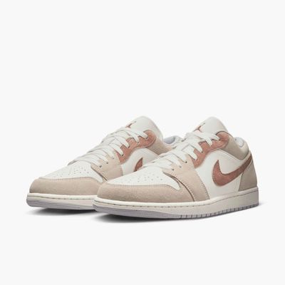 Jordan 1 Low SE Legend