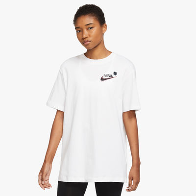 Nike Sportswear