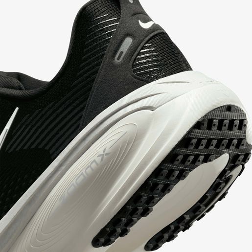 Nike Vomero 18