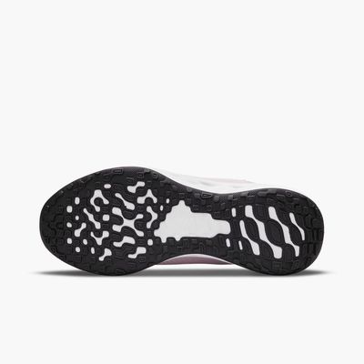 Nike Revolution 6