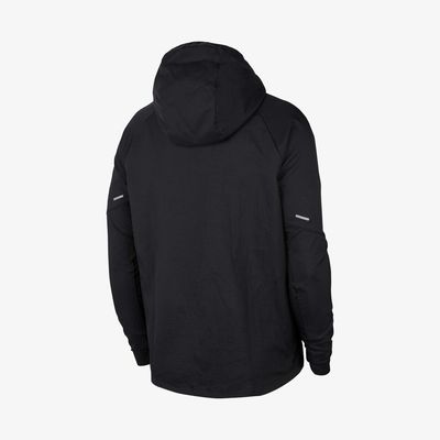 Nike Essential