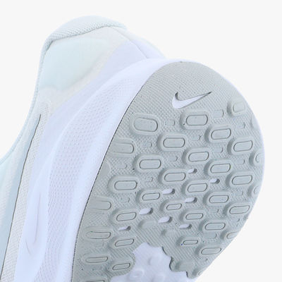 Nike Revolution 7