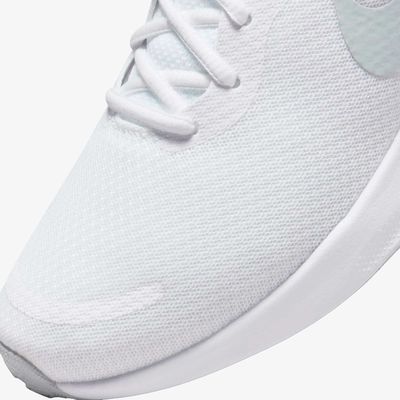 Nike Revolution 7