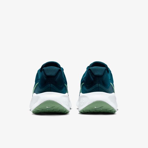 Nike Revolution 7