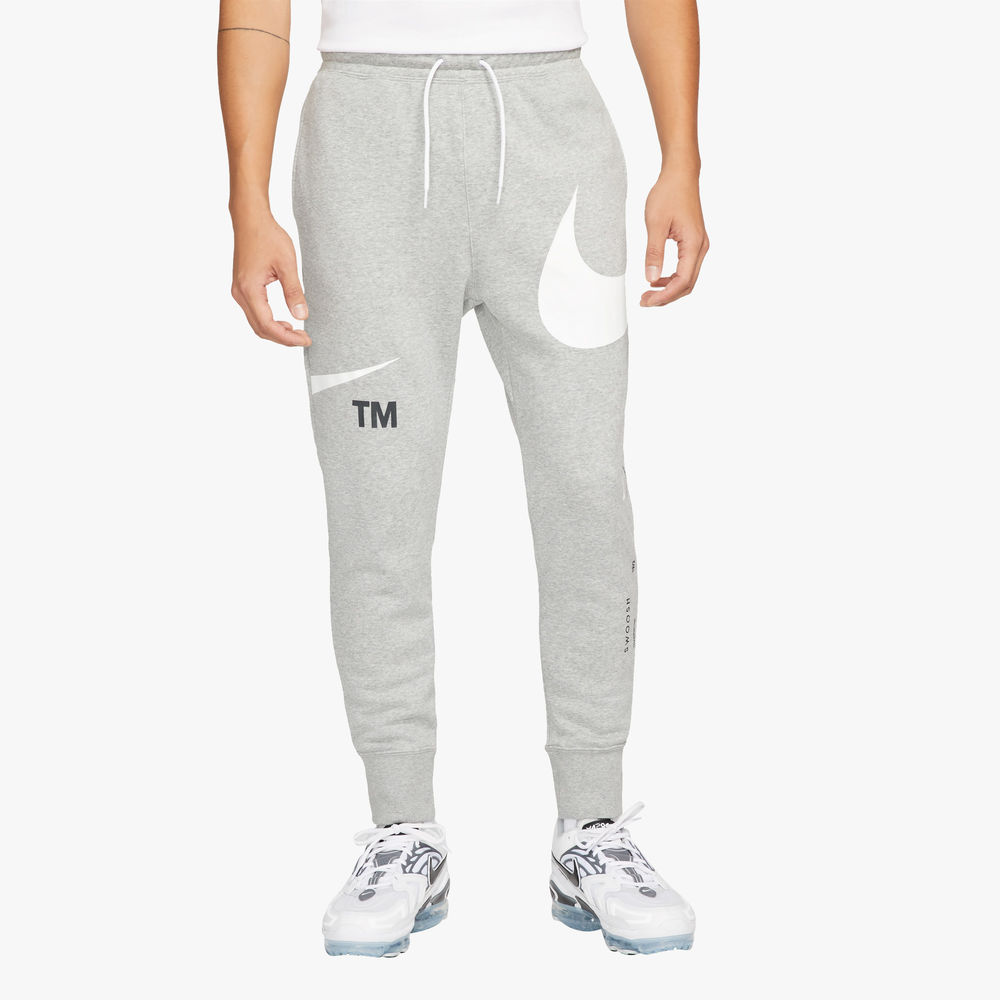 Nike Sportswear Swoosh