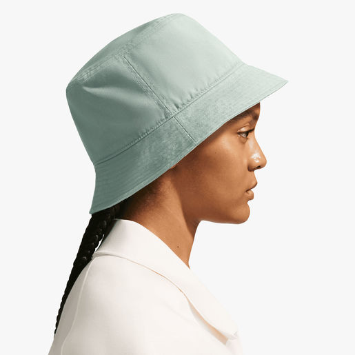 Nike Sombrero Apex Futura