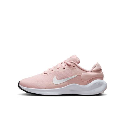 Nike Revolution 7