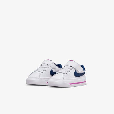 Nike Court Legacy