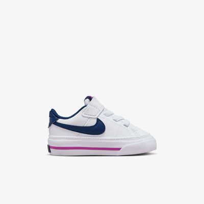 Nike Court Legacy