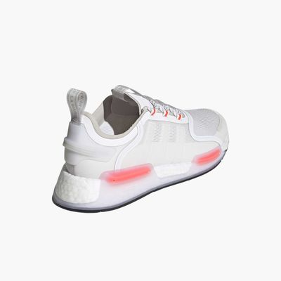 adidas NMD_V3