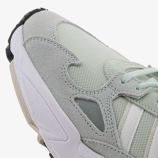 adidas Falcon