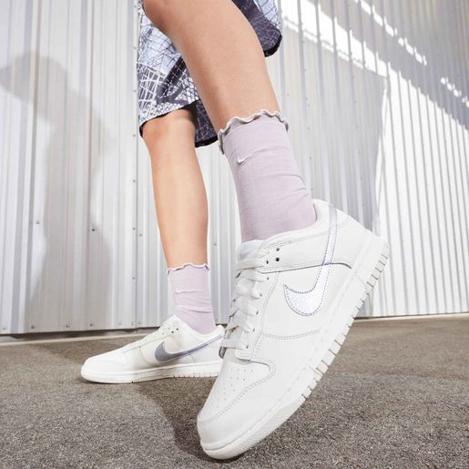 Nike Dunk Low Ess
