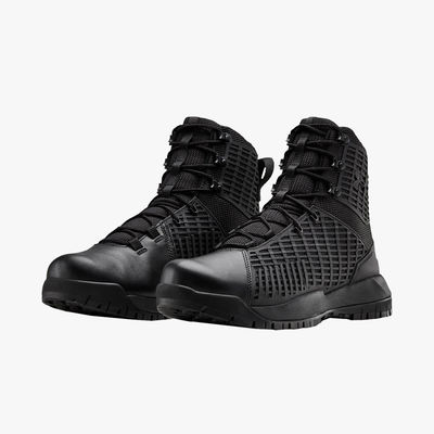 Under Armour Stryker