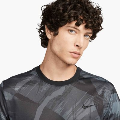 M NK DF TEE RLGD CAMO AOP