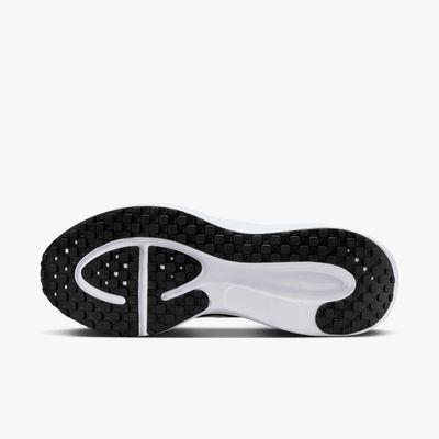 Nike Revolution 8