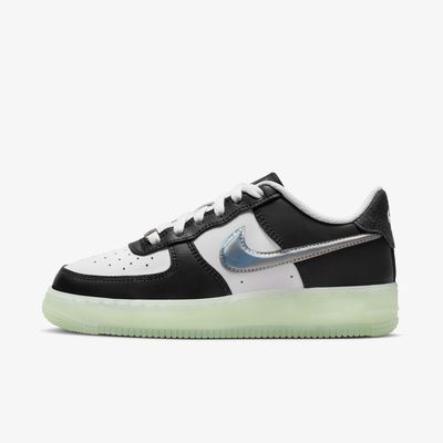 Nike Air Force 1 LV8
