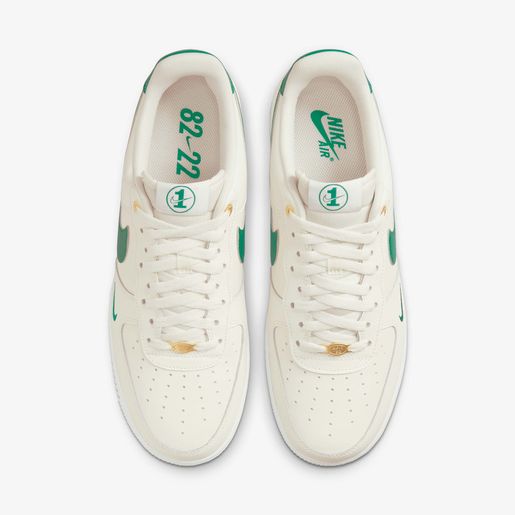 Nike Air Force 1 07 LV8