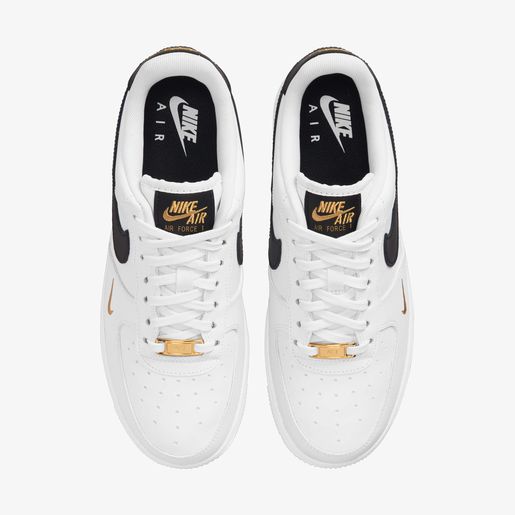 Nike Air Force 1 07 Essential