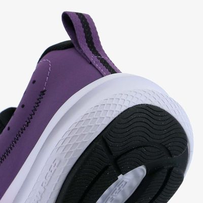 Under Armour Charged Assert 10