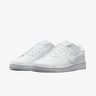 Nike Court Royale 2