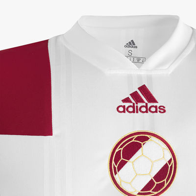 adidas Perú