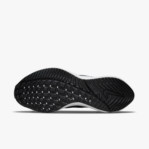 Nike Air Zoom Vomero 16