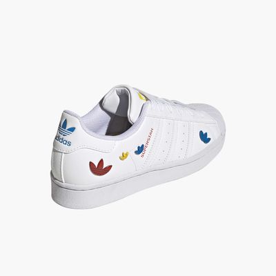 adidas Superstar