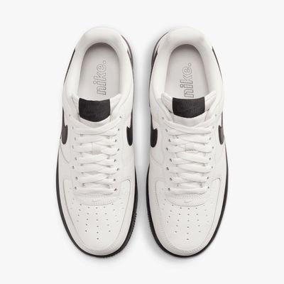 Nike Air Force 1 07