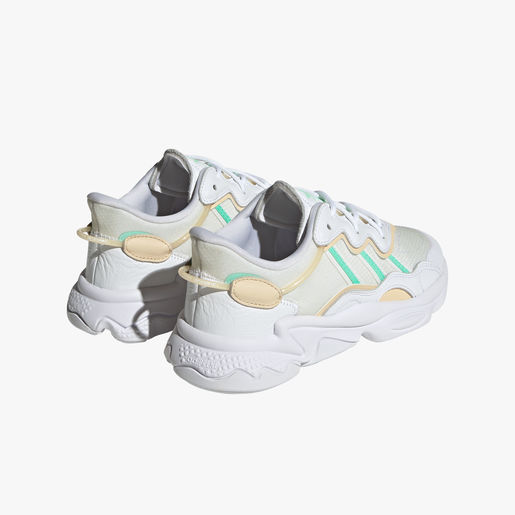 adidas OZWEEGO