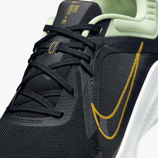 Nike Quest 5