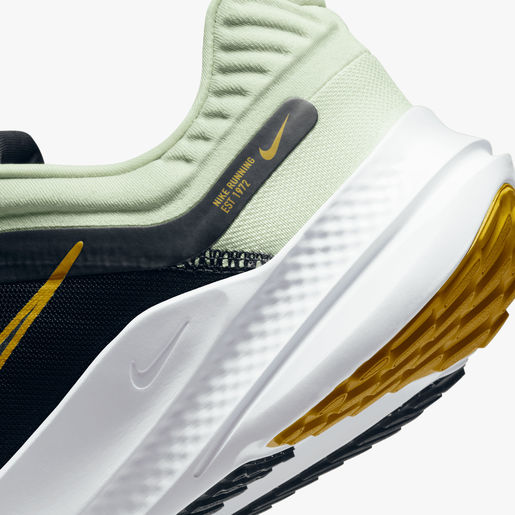 Nike Quest 5