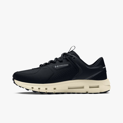 Under Armour Summit Trek