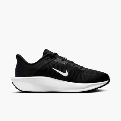 Nike Quest 6