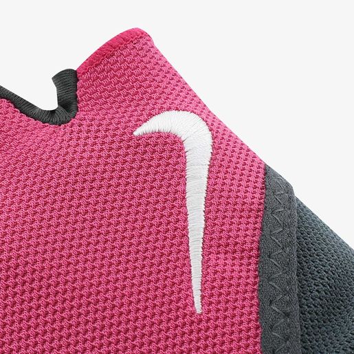 NIKE W GYM ESSENTIAL FG