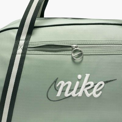 Nike Gym Club
