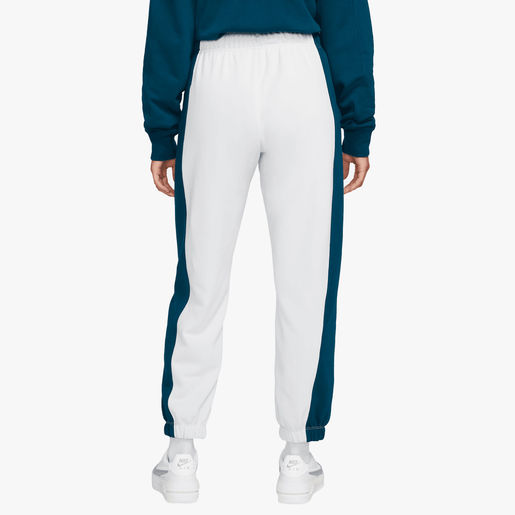 Nike Sportswear Team Nike