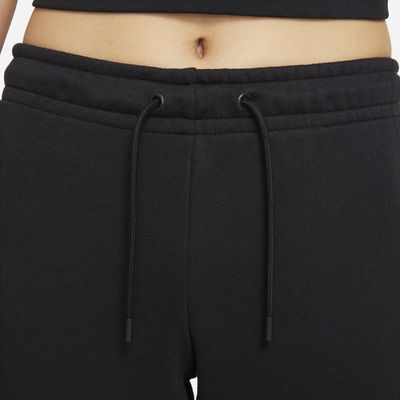 Nike Sportswear Essential