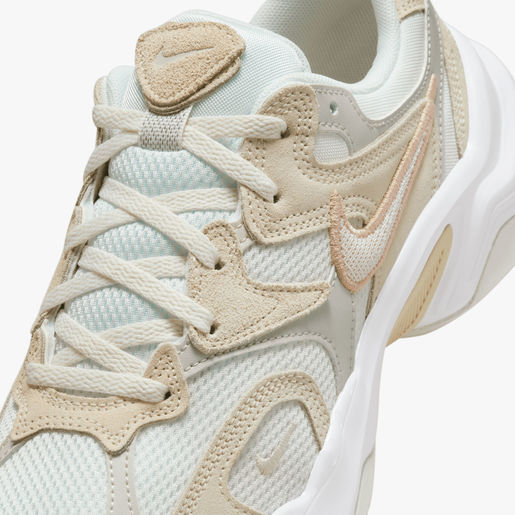 Nike AL8
