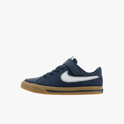 Nike Court Legacy