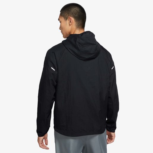 Nike Essential