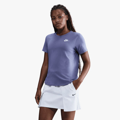 Nike Camiseta Sportswear Club Essentials